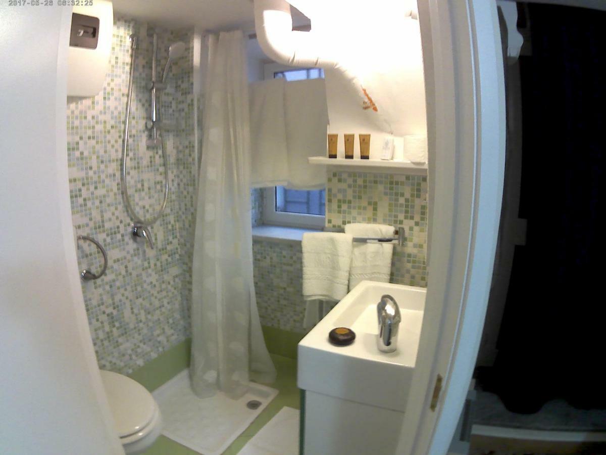 Stazione Marinuzzi Villa Palermo Kültér fotó